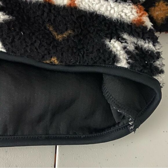 Canada Weather Gear Womens XL Black 1/4 Zip Sherpa Sweatshirt Aztec Tribal Comfy - Picture 8 of 14
